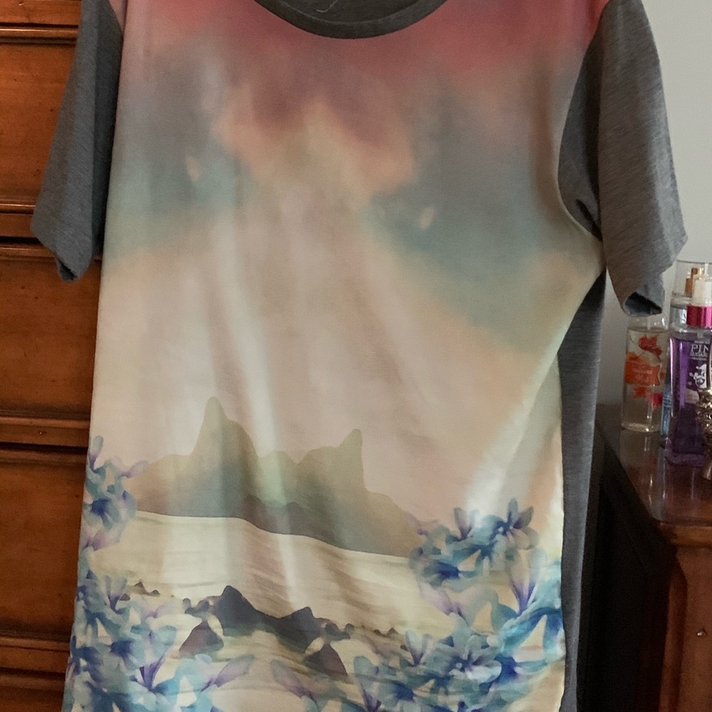 Forever 21 casual tee